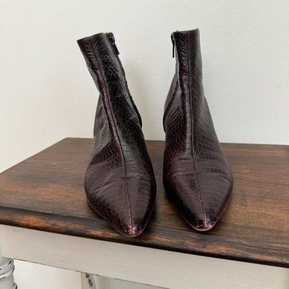 Vince Burgundy Python Ankle Boot size 5 snake reptile red - Picture 2 of 7